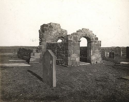 Holy Cross Church (ruins)