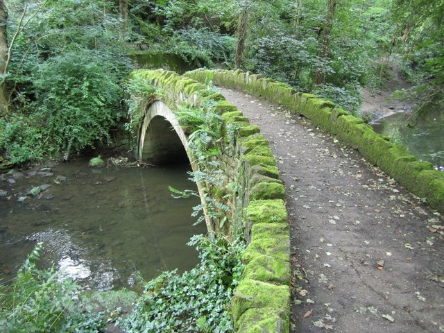 Footbridge South of Red Walk