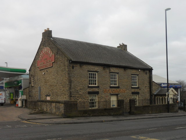 Solomons (former Thorntree Farm), West Road