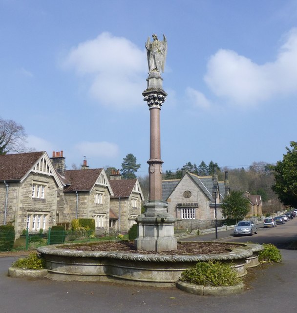 Waterford Fountain, Ford