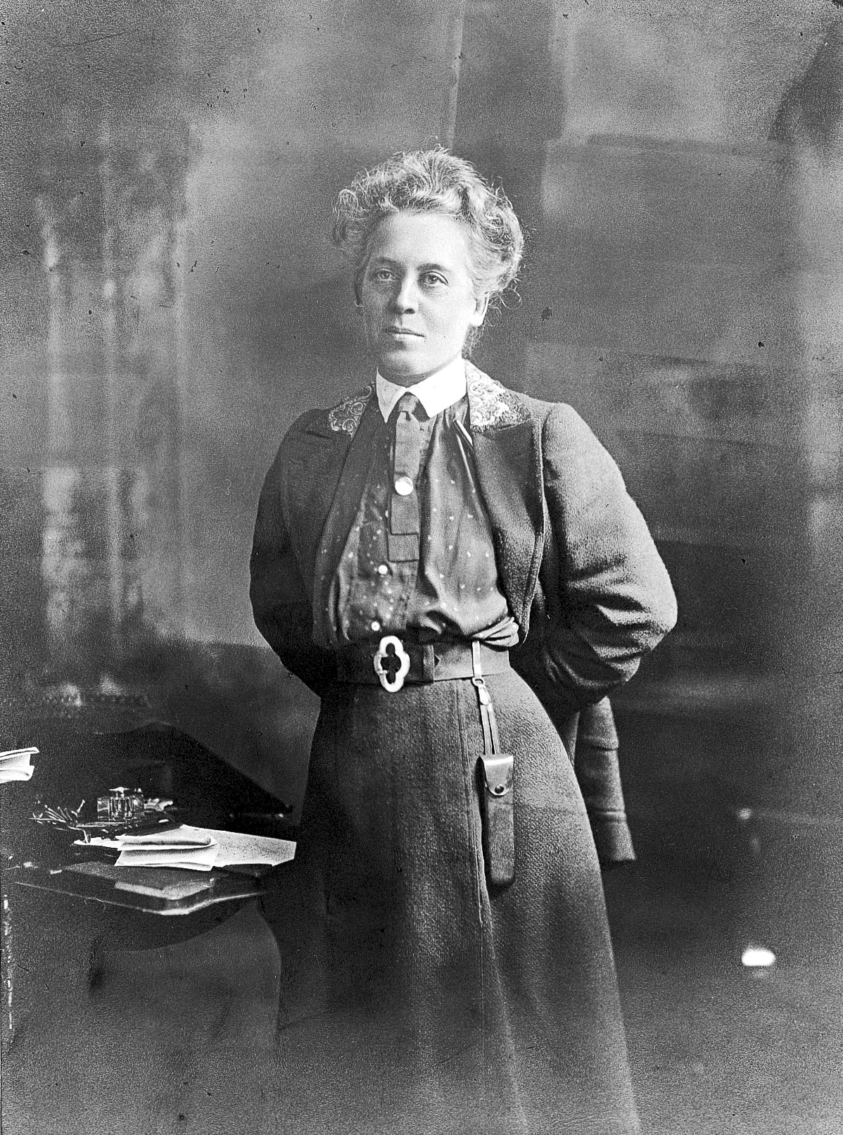 Ethel Williams (1863-1948 )