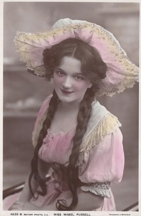 Mabel Philipson (1886 - 1951)